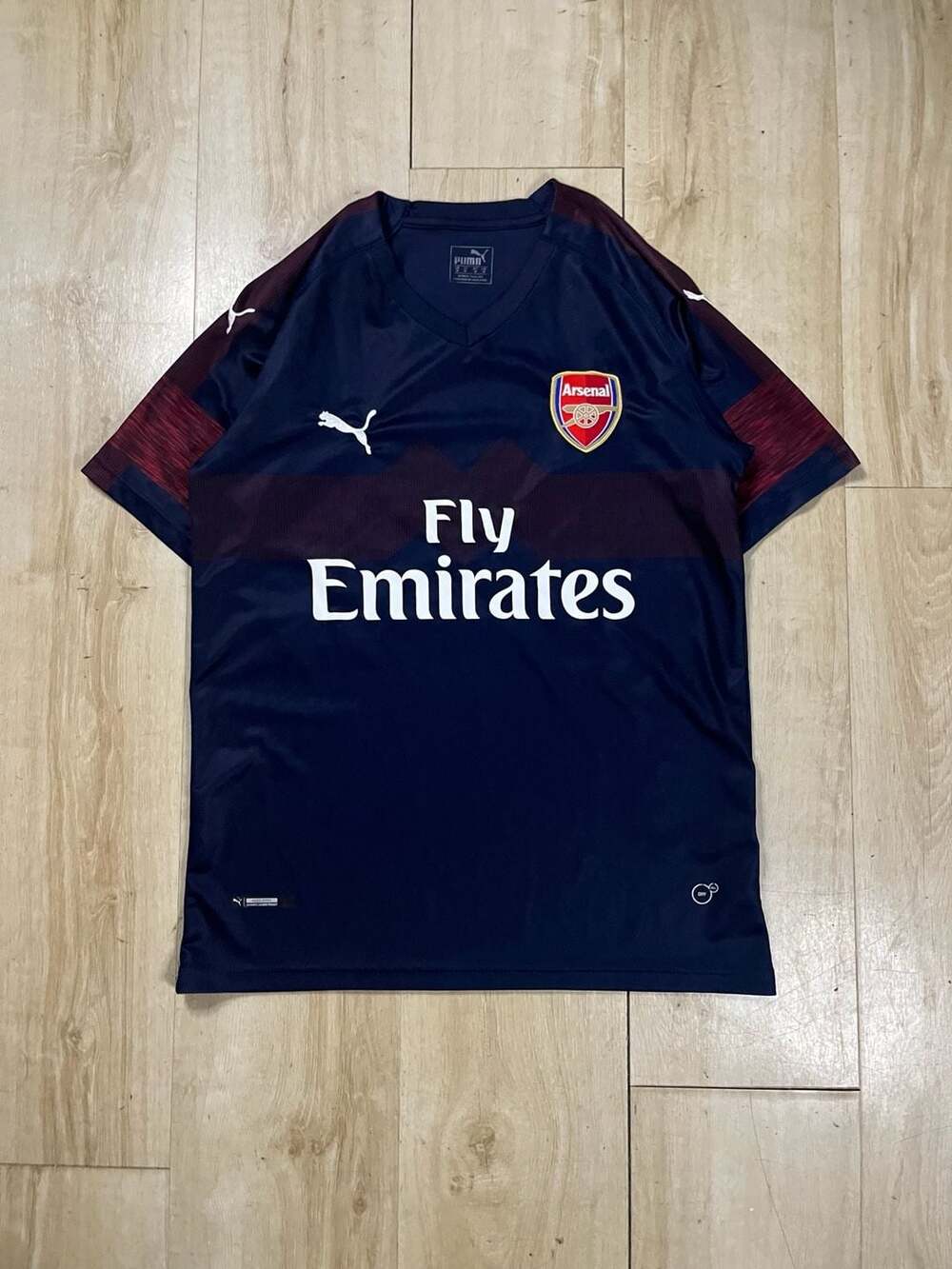 2018-2019 Puma Arsenal FC Away Jersey - Mesut Özil 10